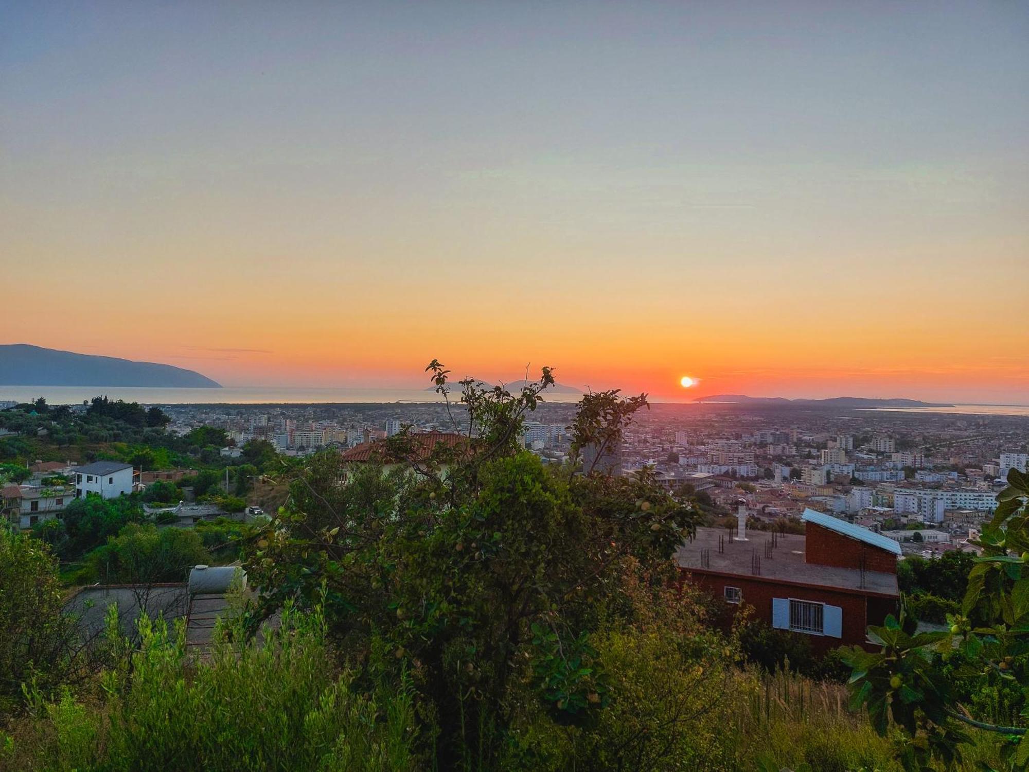 Vila Luzaj Apartamento *