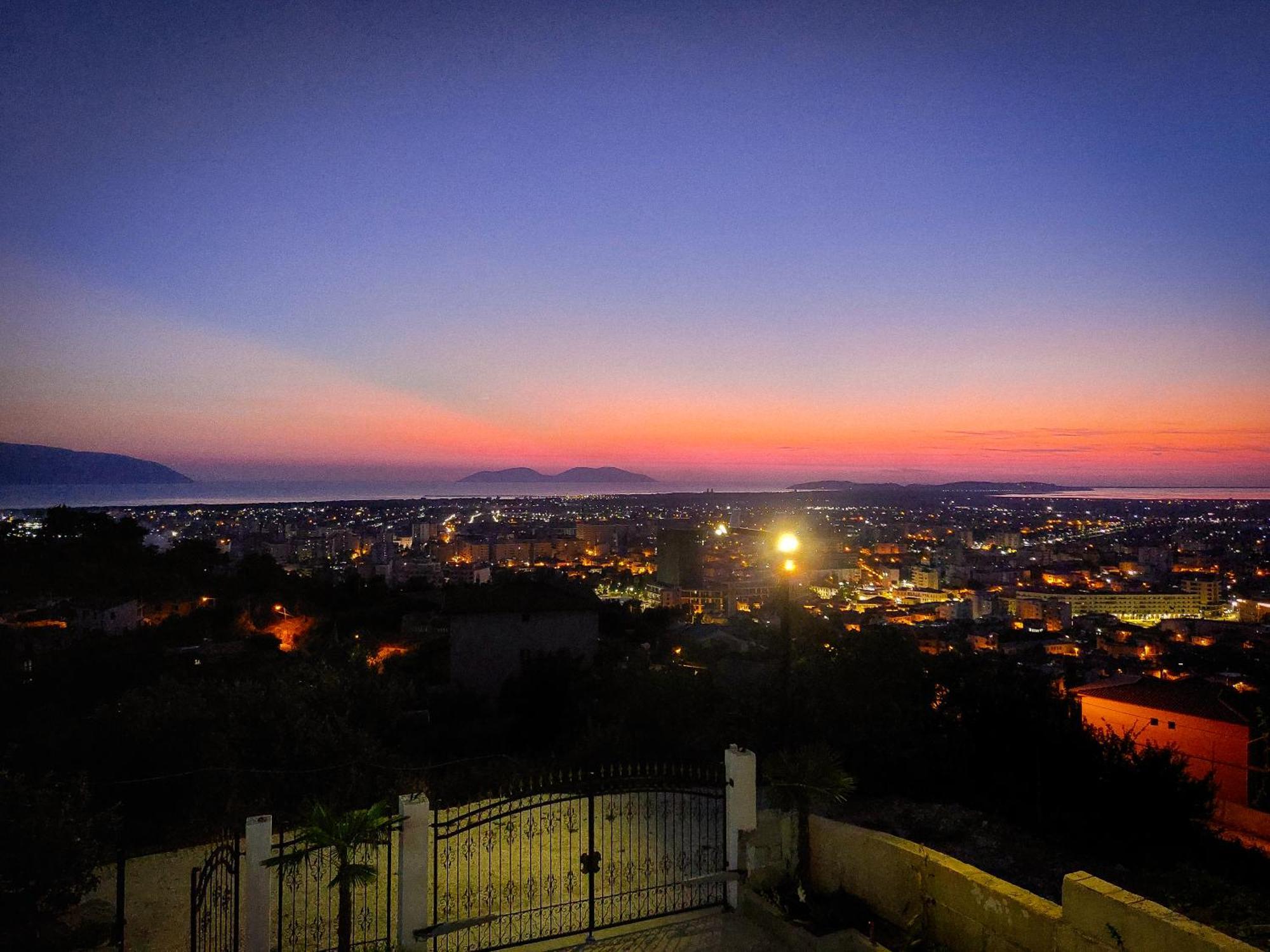 Vila Luzaj Apartamento